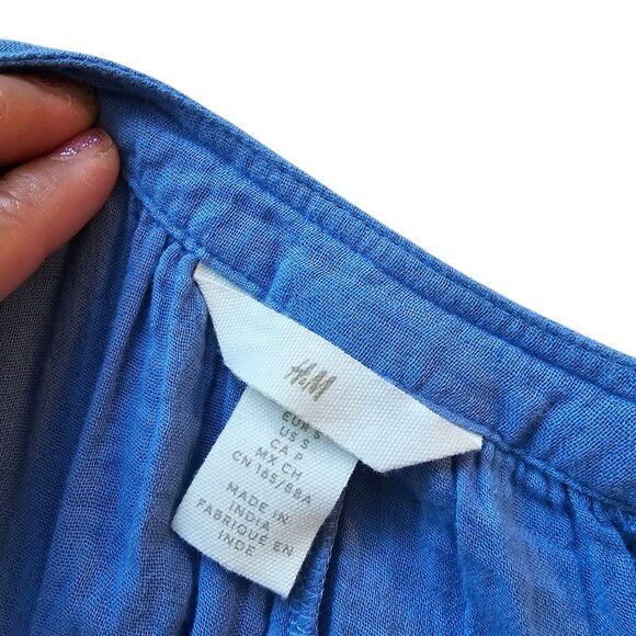 H&M Women's Cotton V Neck Blue Blouse - Picture 5 of 5